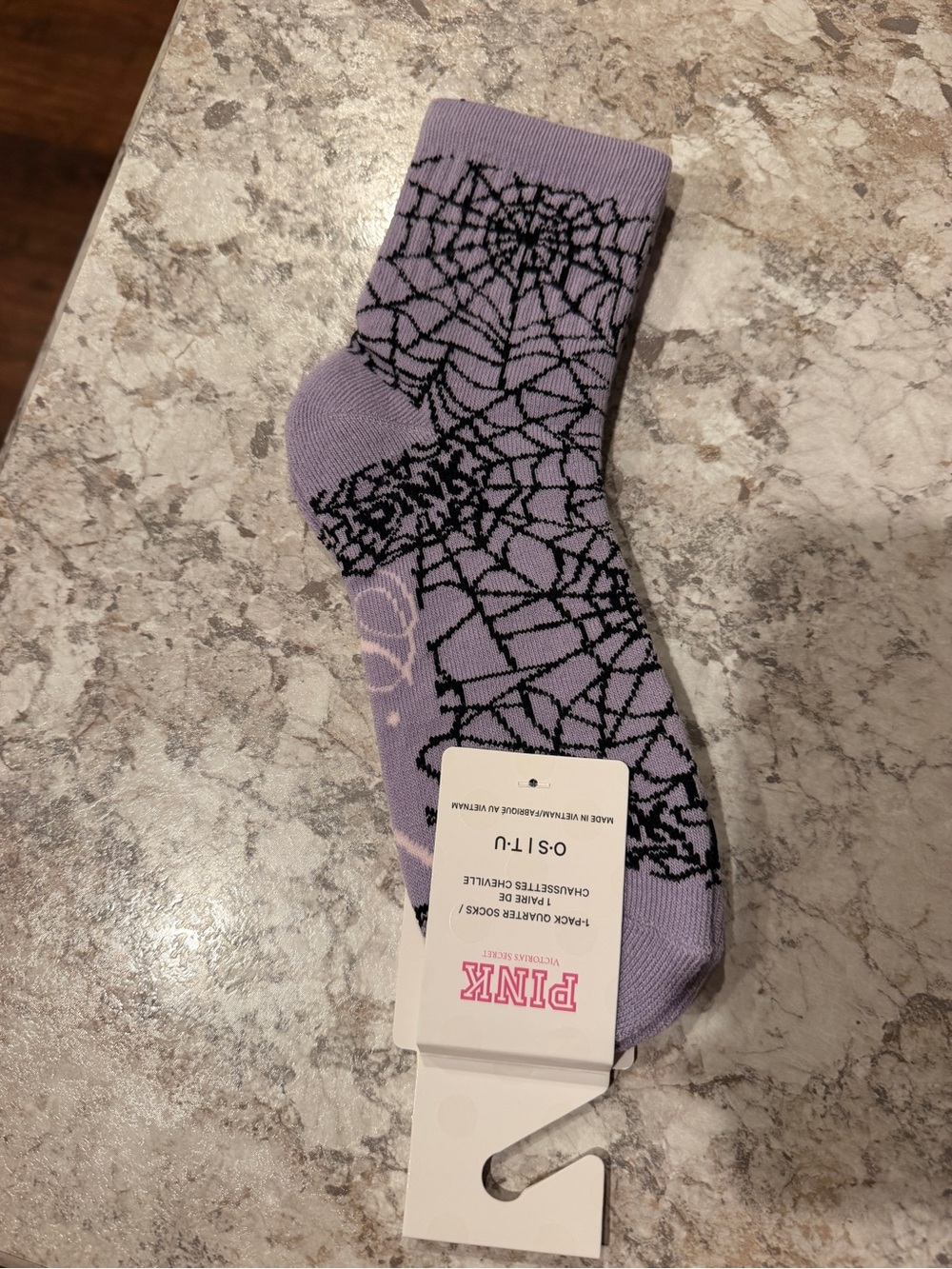 VS PINK Halloween Spiderweb Socks 1 -Pack Quarter Socks NEW